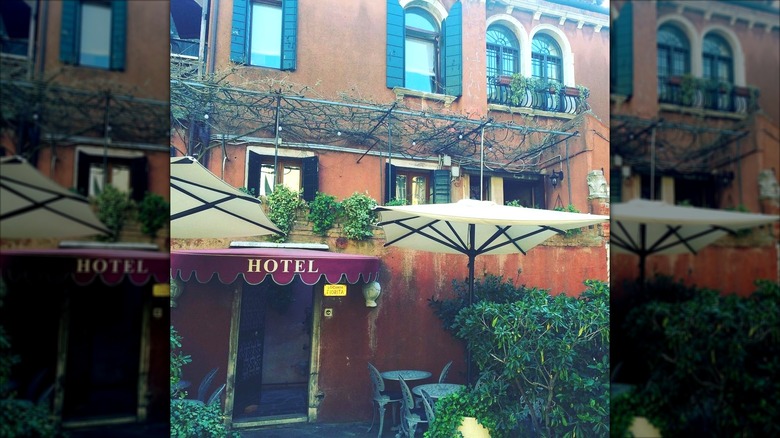 Exterior of Locanda Fiorita entrance in Venice