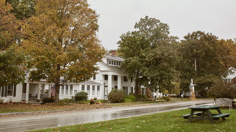 Streetview of historic neighborhood in Dorset