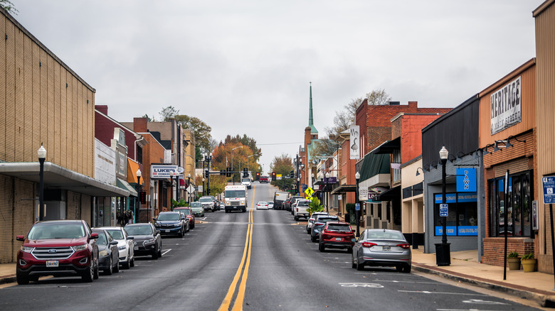 street shot of downtown Waynesboro, Virginia