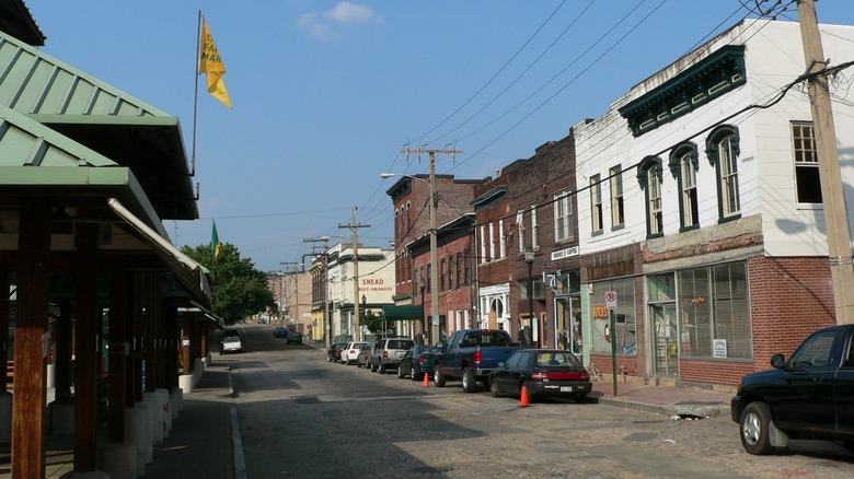 17t Street in Shockoe Bottom, Richmond, Virginia