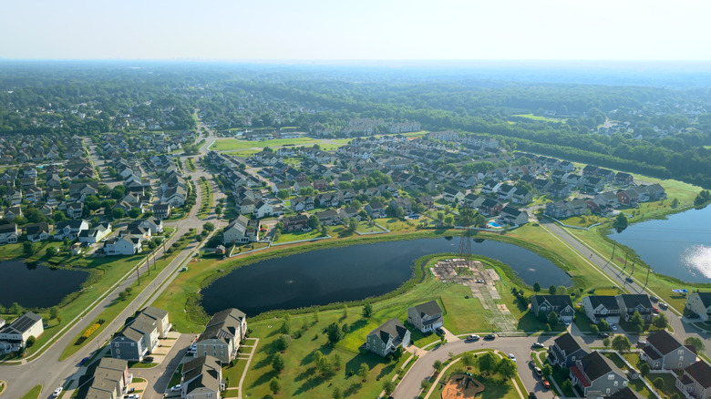 Overhead view of Suffolk, Virginia houses and lakes
