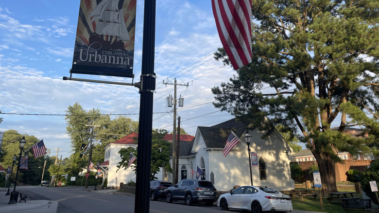 Downtown Urbanna, VA with historic buildings