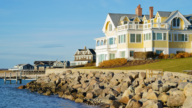 Luxury waterfront houses in Watch Hill, Rhode Island
