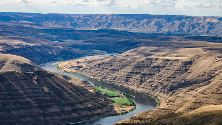 View of the Snake River near Asotin, Washington