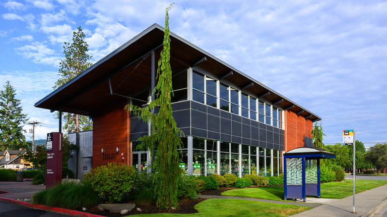 Library in Fall City, Washington