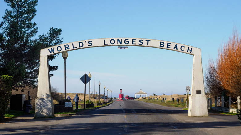 The sign for world's longest beach in Ocean Park, Washington
