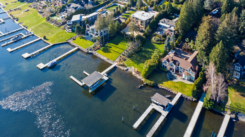 Aerial view of waterfront mansions in Media, Washington