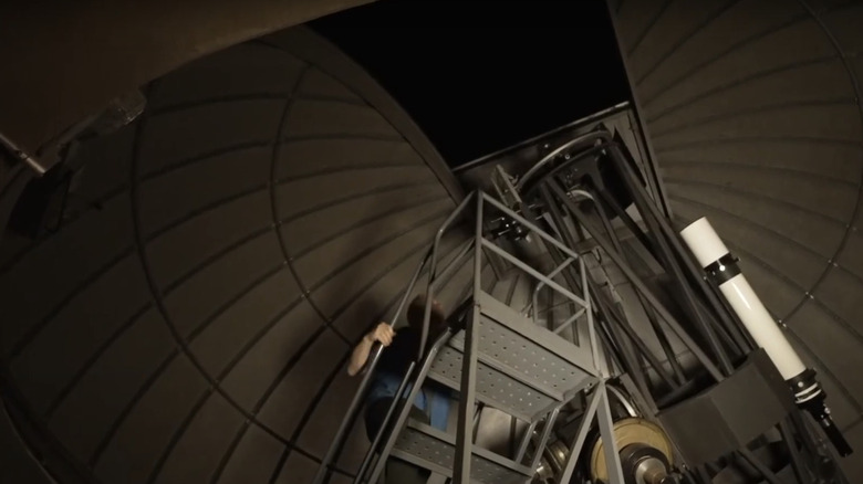 The massive telescope inside the goldendale observatory