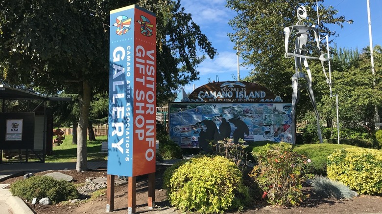 Camano Island gallery and visitor center