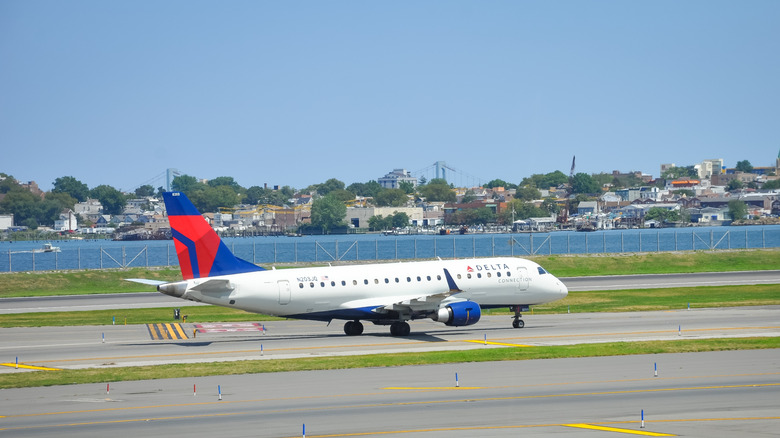 airplane taking off from LaGuardia