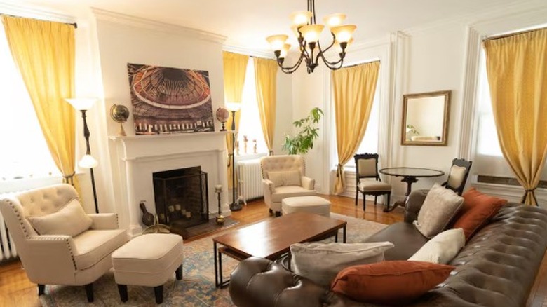 A living room with historic decor