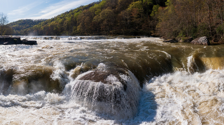 Tygart Valley River waterfalls in Valley Falls State Park