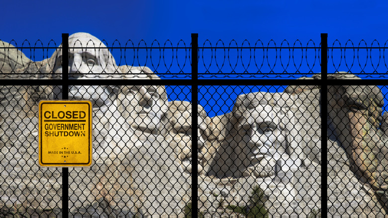 Mount Rushmore closed during the government shutdown