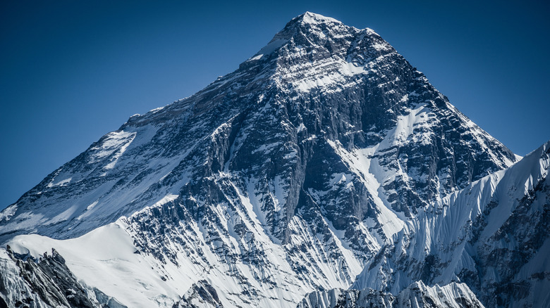 Mount Everest from Gokyo Ri
