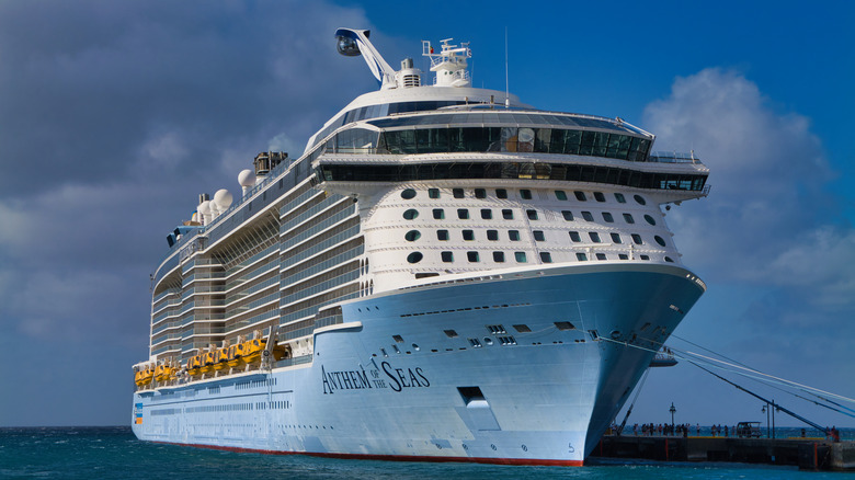An exterior view of Anthem of the Seas