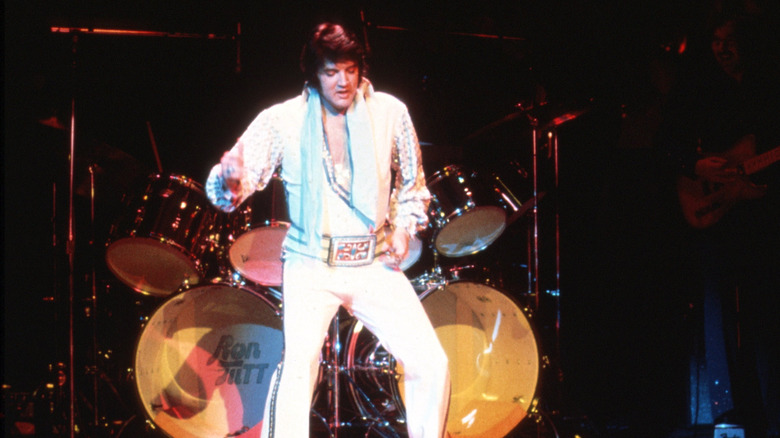 Photo of Elvis Presley in Las Vegas during a concert in December of 1975
