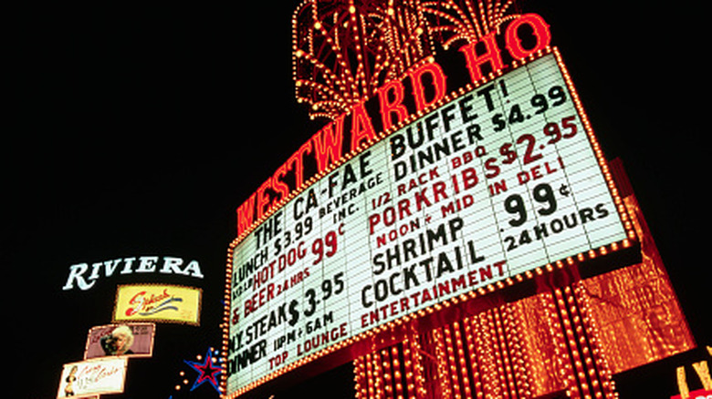 A Vegas sign showing cheap food a drink availability.