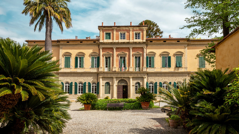 Stately building in the Orto e Museo Botanico of Pisa