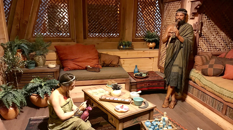 Mannequins and dioramas inside the Ark Encounter museum