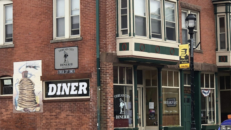Brick exterior of Thread City Diner