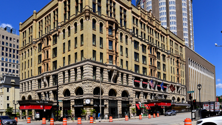 Exterior of the Pfister Hotel in Milwaukee on a sunny day