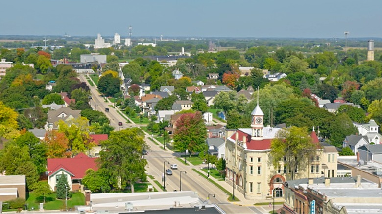 Buildings and trees in Columbus, Wisconsin