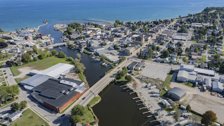 Aerial view of Algoma and the lakeshore