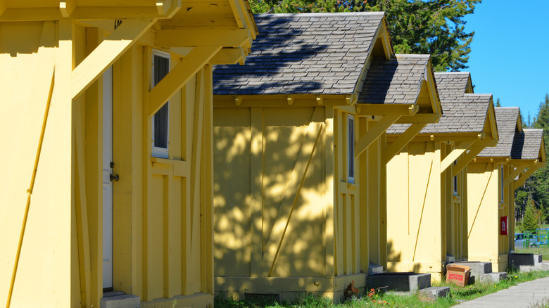 Yellowstone Lake Lodge Cabins