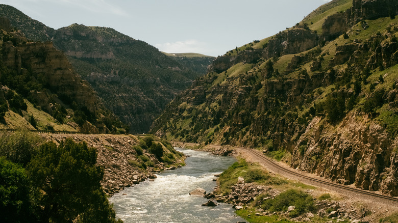 Wind River Canyon majesty around Thermopolis