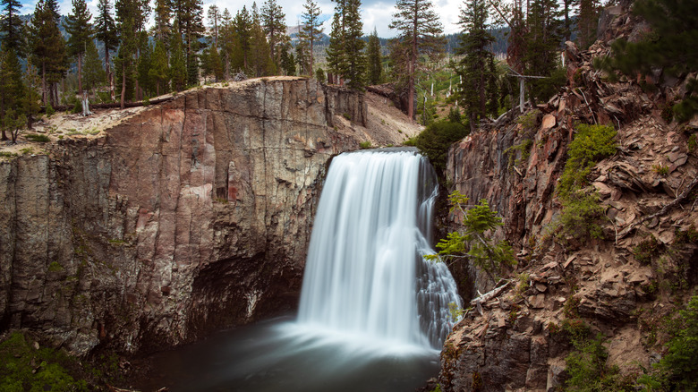 Rainbow Falls in California