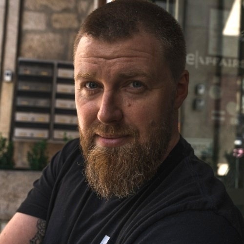 Photo of Steven Cruse