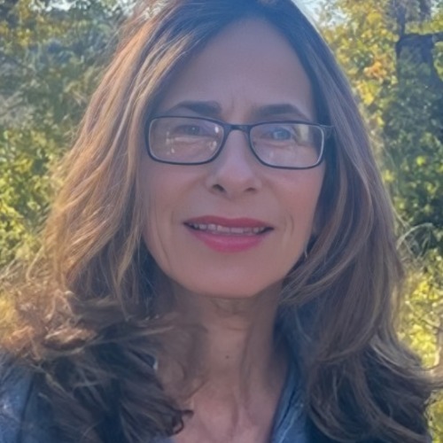 Photo of Nola Sarkisian-Miller
