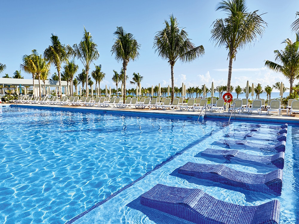 Riu Dunamar pools