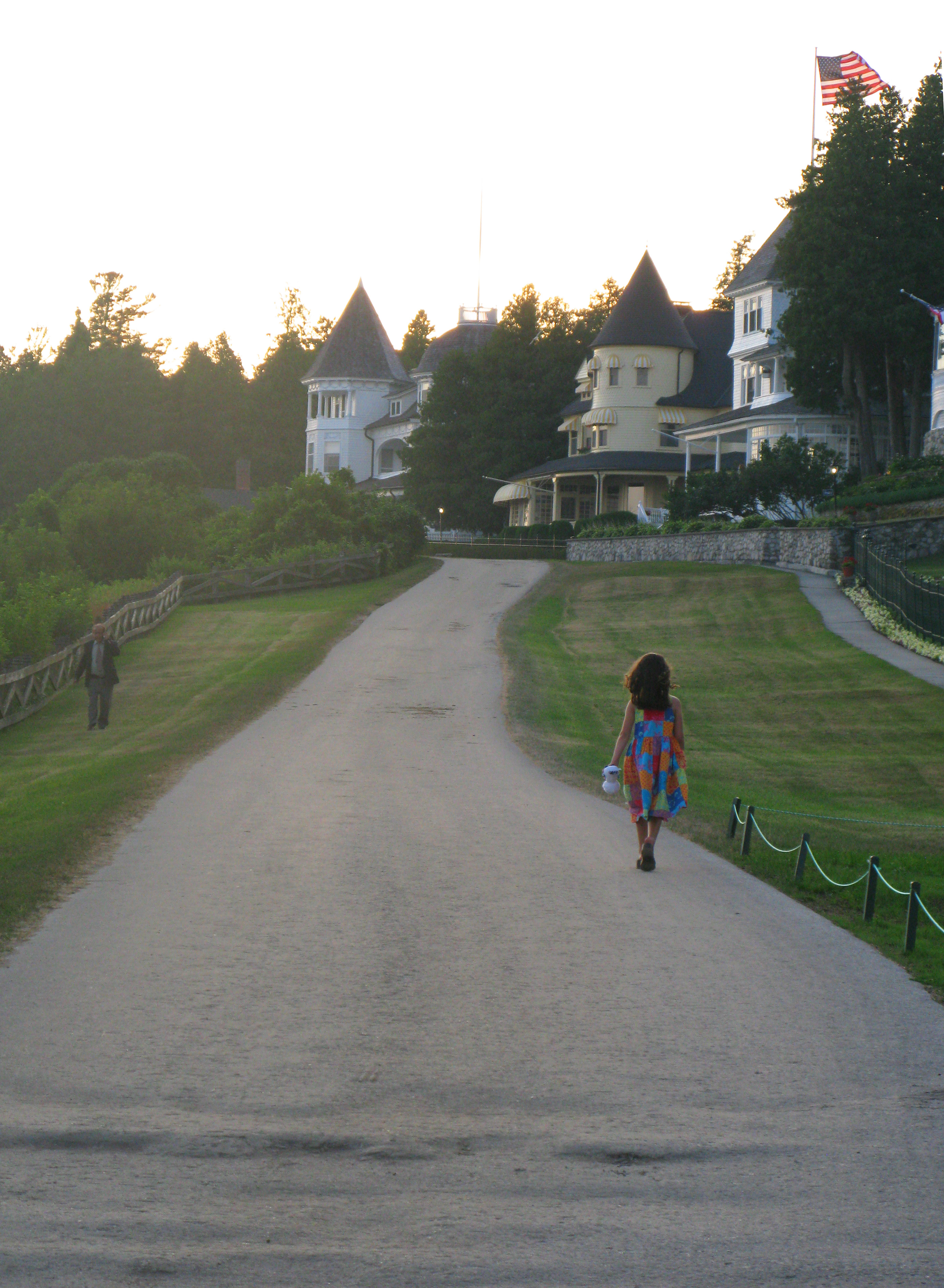 Mackinac Island | Great Lakes Michigan | Family Vacations | US Islands | Walking