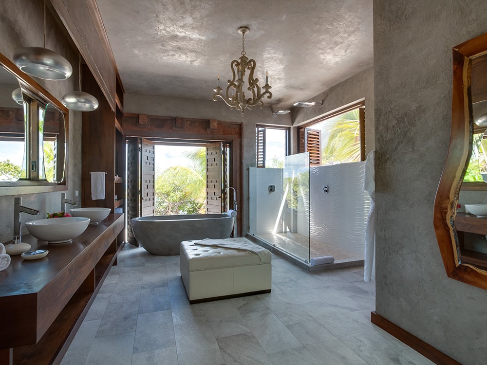 Master bathroom at Gladden Private Island