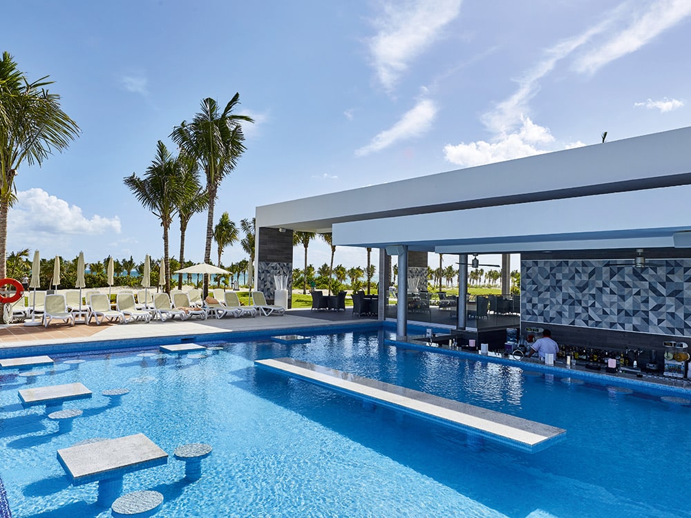 Riu Dunamar pool