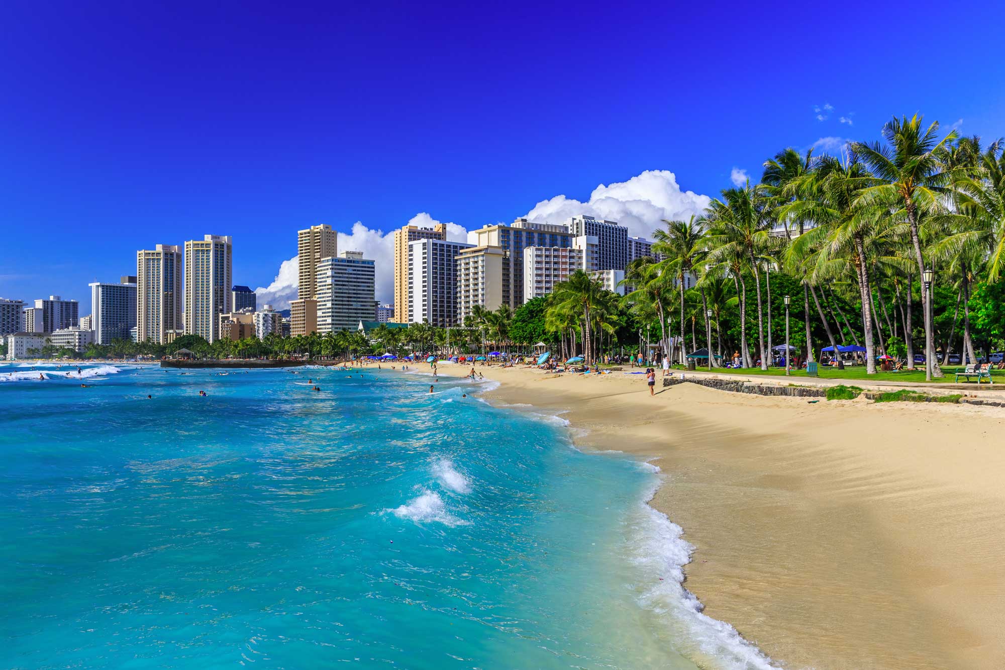 Cheap and Affordable Honeymoon Destinations: Honolulu, Oahu