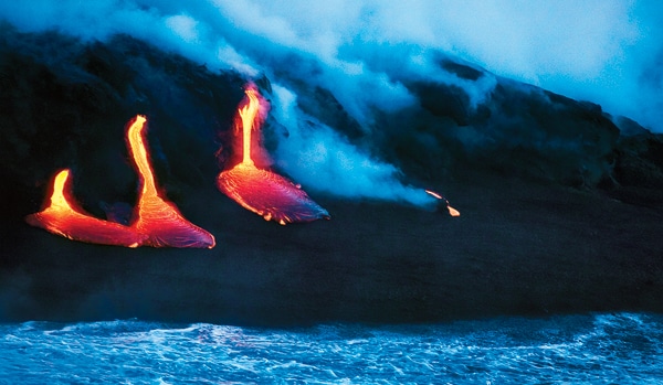 17 travel bucket hawaii big island lava