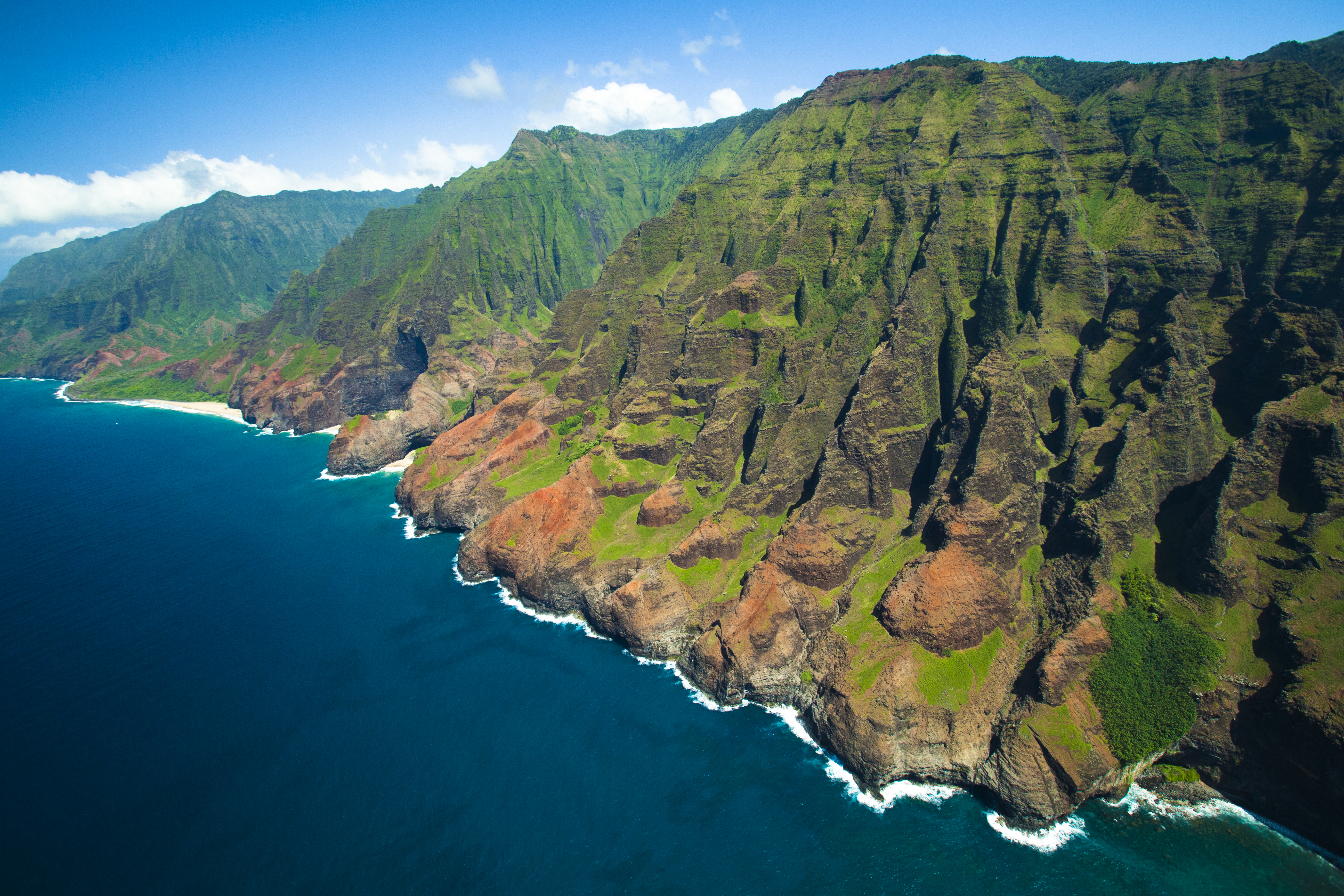 Move to Kauai | Best Islands to Live On Hawaii | Na Pali Coast