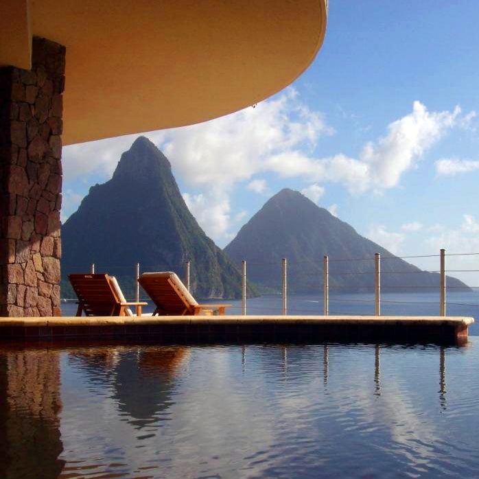 5_most_romantic_getaway_islands_st_lucia_jade_mountain