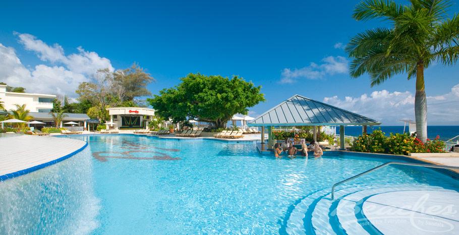 Jamaica's Best All-Inclusive Family Resort: Pool Rules