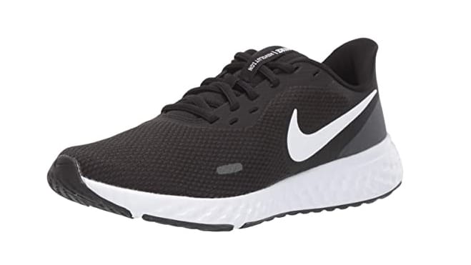 Nike Women's Revolution 5 Running Shoe