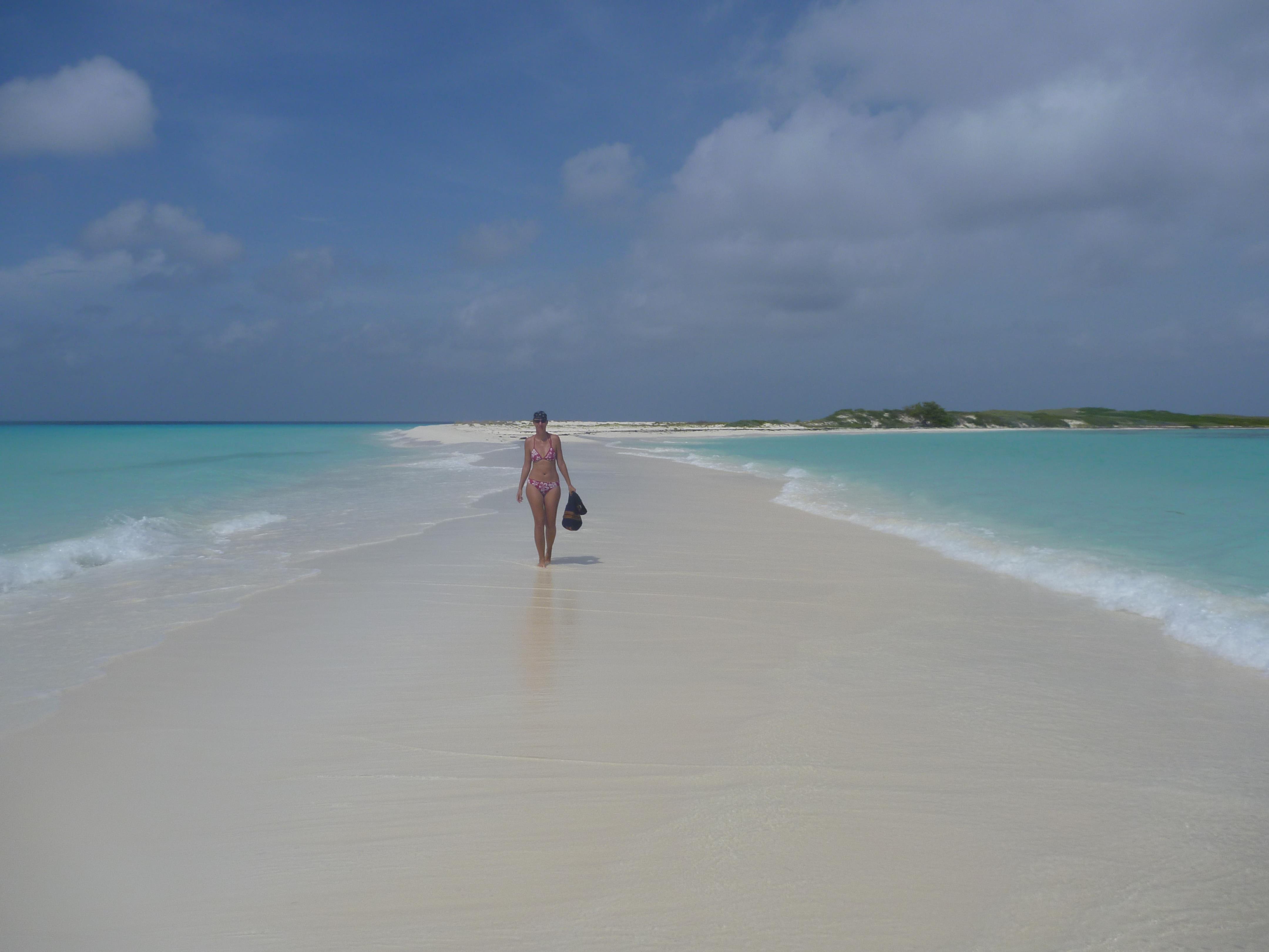 Four Years of Sailing Through Caribbean Islands | Island Destinations | Sailing | Cayo de Agua