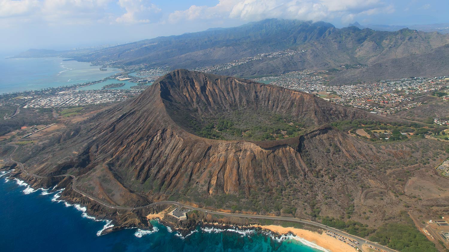 Best things to do in Oahu - Diamond Head Crater