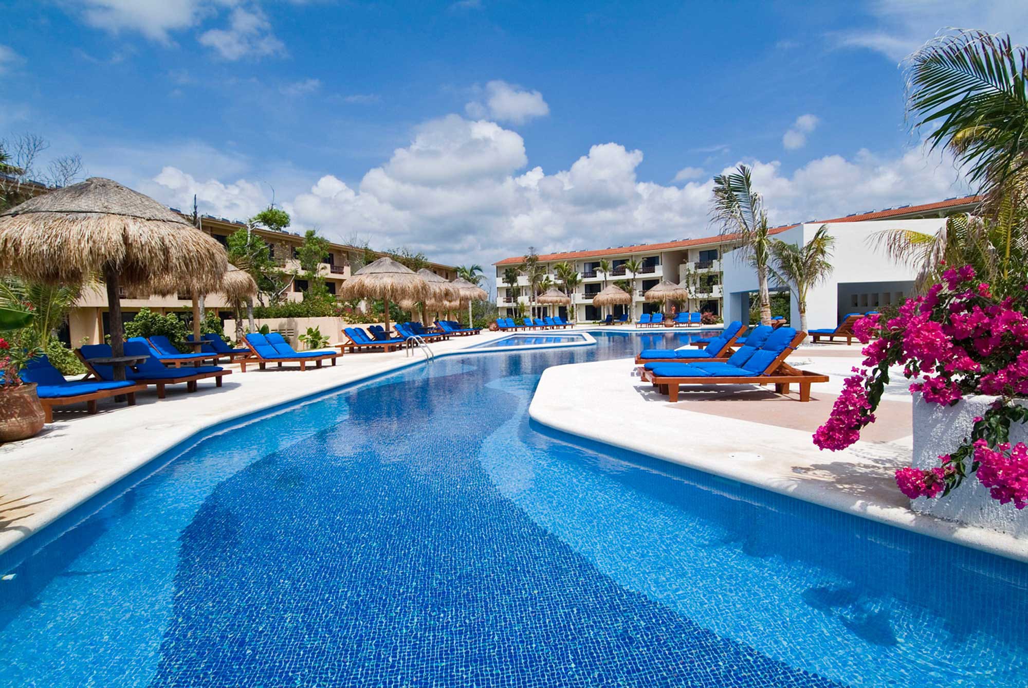 All Inclusive Cheap Honeymoon Deals and Packages: Grand Oasis Tulum