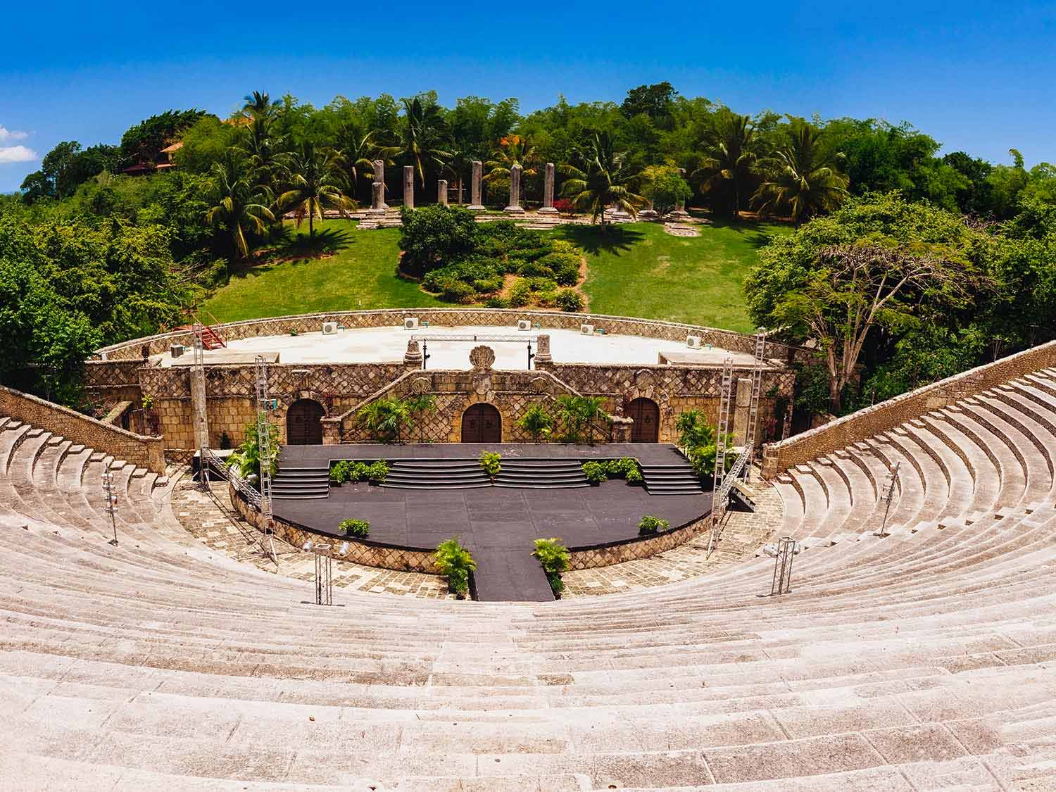 The 5,000-seat Grecian-style amphitheater at Altos de Chavon