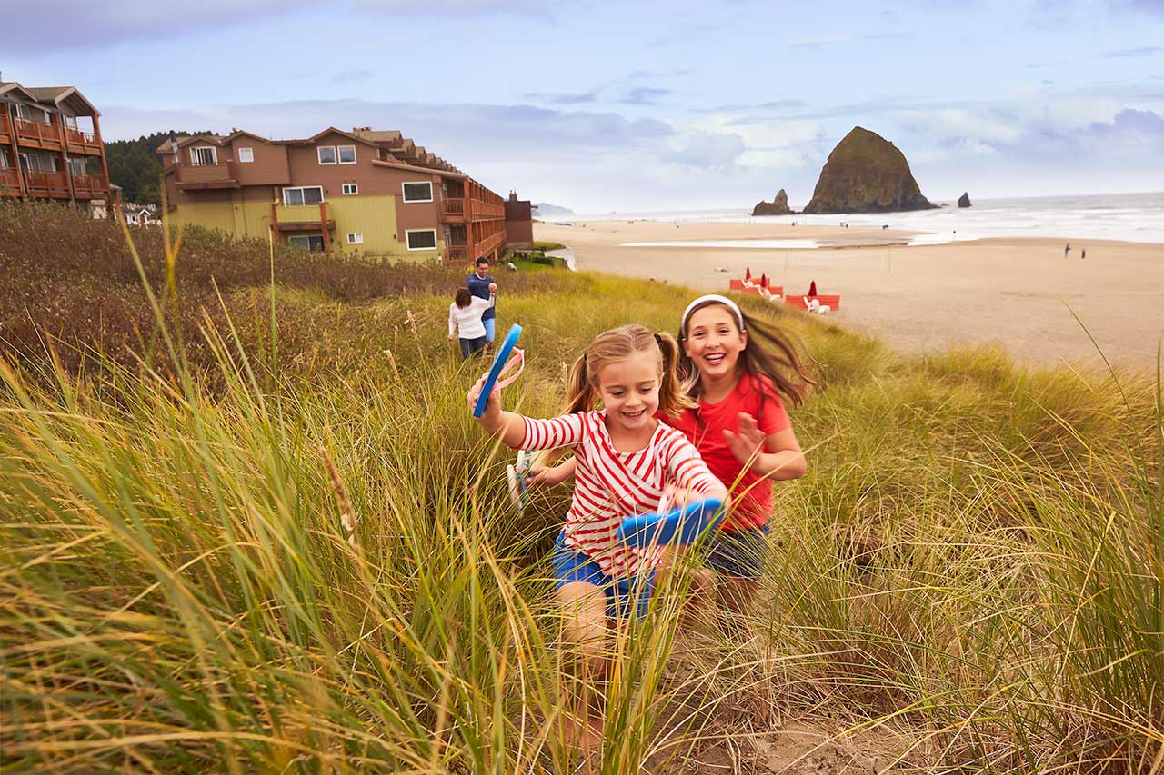 Best Beach Resorts in the U.S. for Family Vacations: Surfsand Canon Beach
