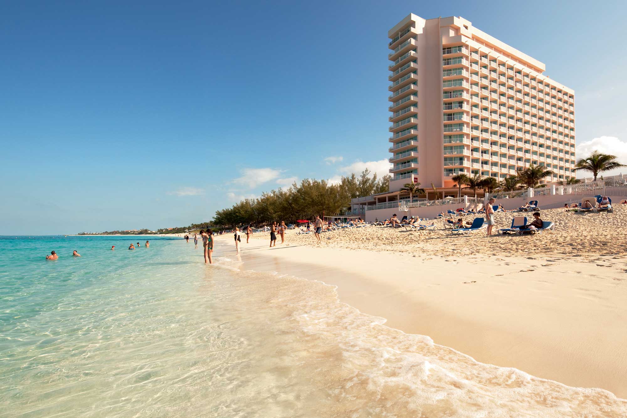 Best Caribbean All-Inclusive Resorts | All-Inclusive Weddings And Honeymoons | Hotel Riu Palace Paradise Island, Bahamas