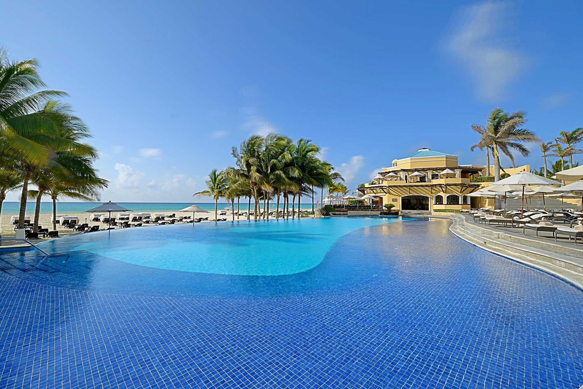 Best Mexico All-Inclusive Resorts | All-Inclusive Destination Weddings & Honeymoons | Royal Hideaway Playacar Resort, Playa del Carmen