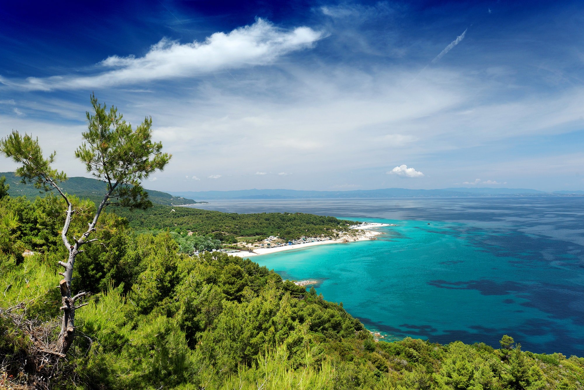 Best Islands to Live On: Moorea, Tahiti